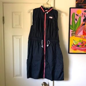 Women’s Hunter x Target zip up black dress size XL